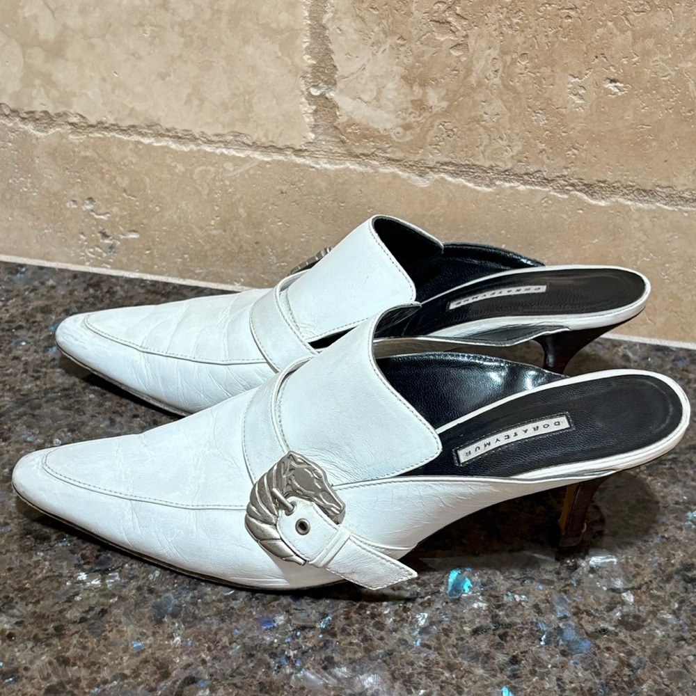 Dorateymur Eagle White Leather Mules